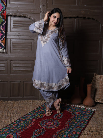 women wear lavender grey coord set summer
