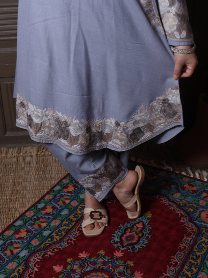 women wear lavender grey coord set summer