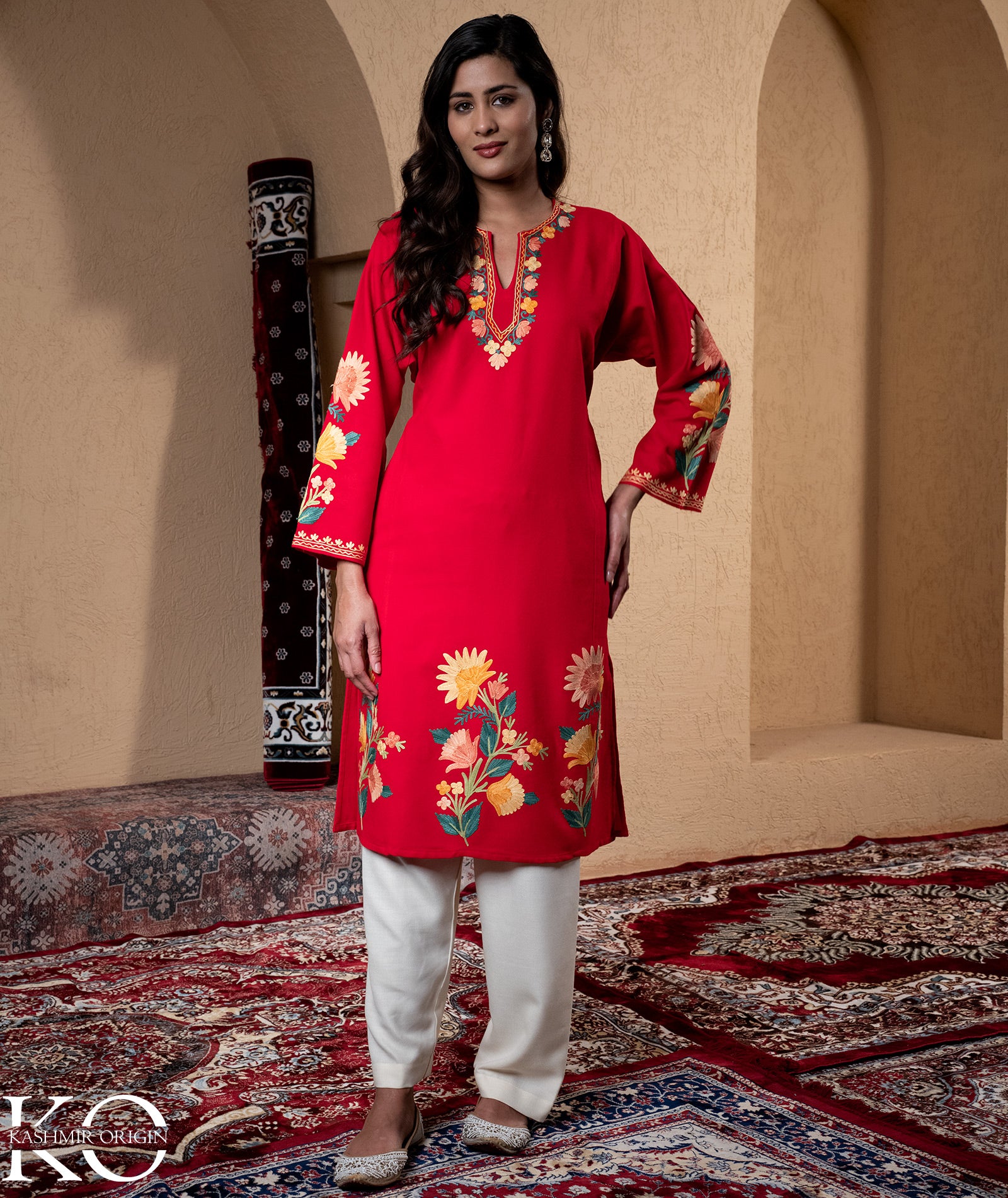 Red Floral Daman Design Aari Embroidered Woolen Pheran