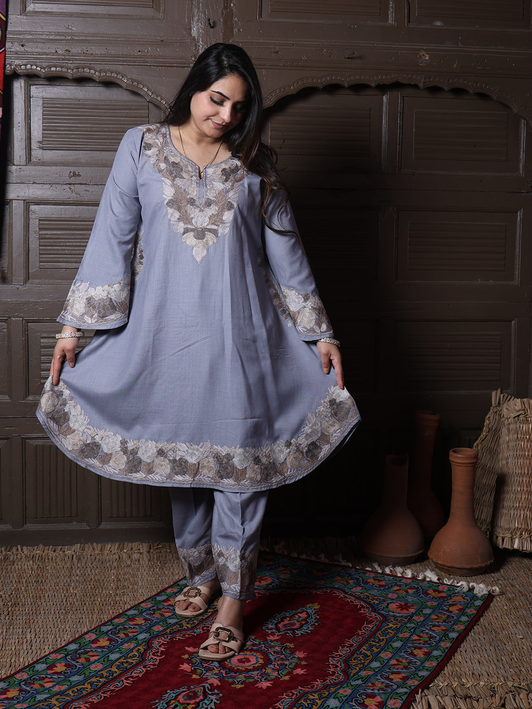 women wear lavender grey coord set summer