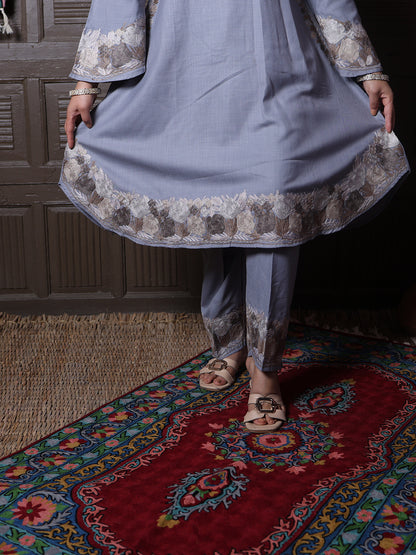 women wear lavender grey coord set summer