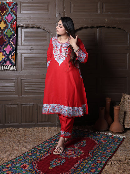 women wear scarlet red coord set summer