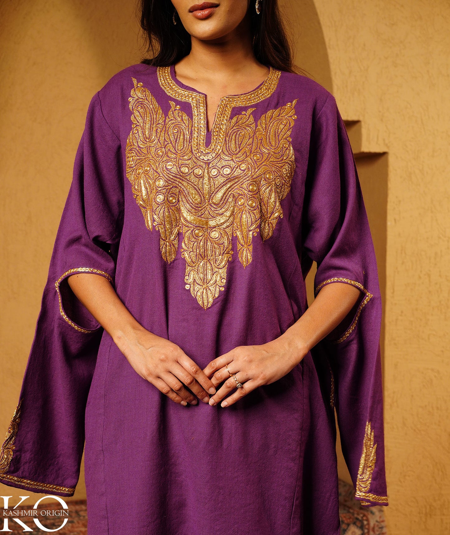 Purple Tilla Embroidered Pure Woolen Pheran Set With Shawl | Tradational Quraab Sleeve Design