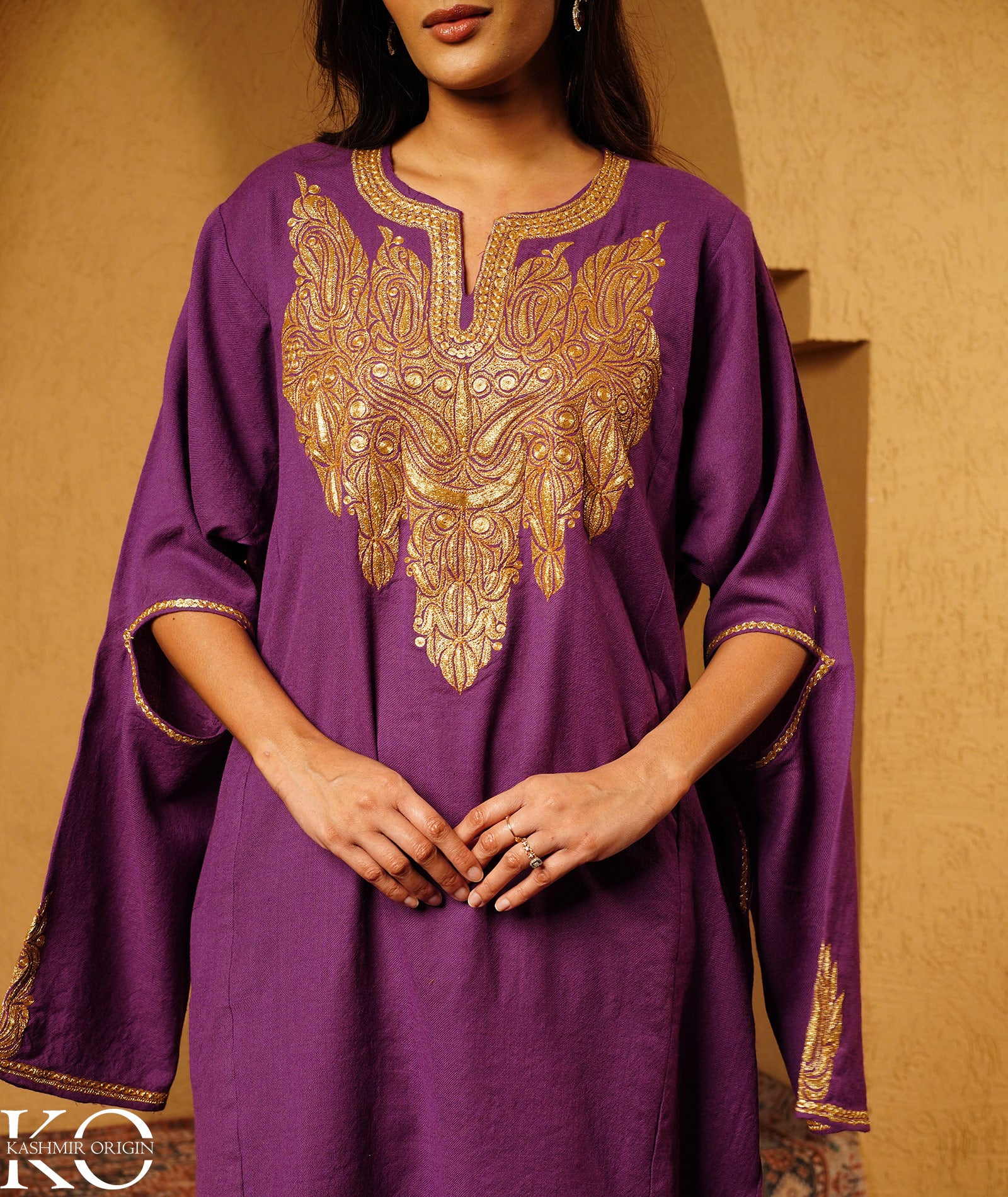 Purple Tilla Embroidered Pure Woolen Pheran Set With Shawl | Tradational Quraab Sleeve Design