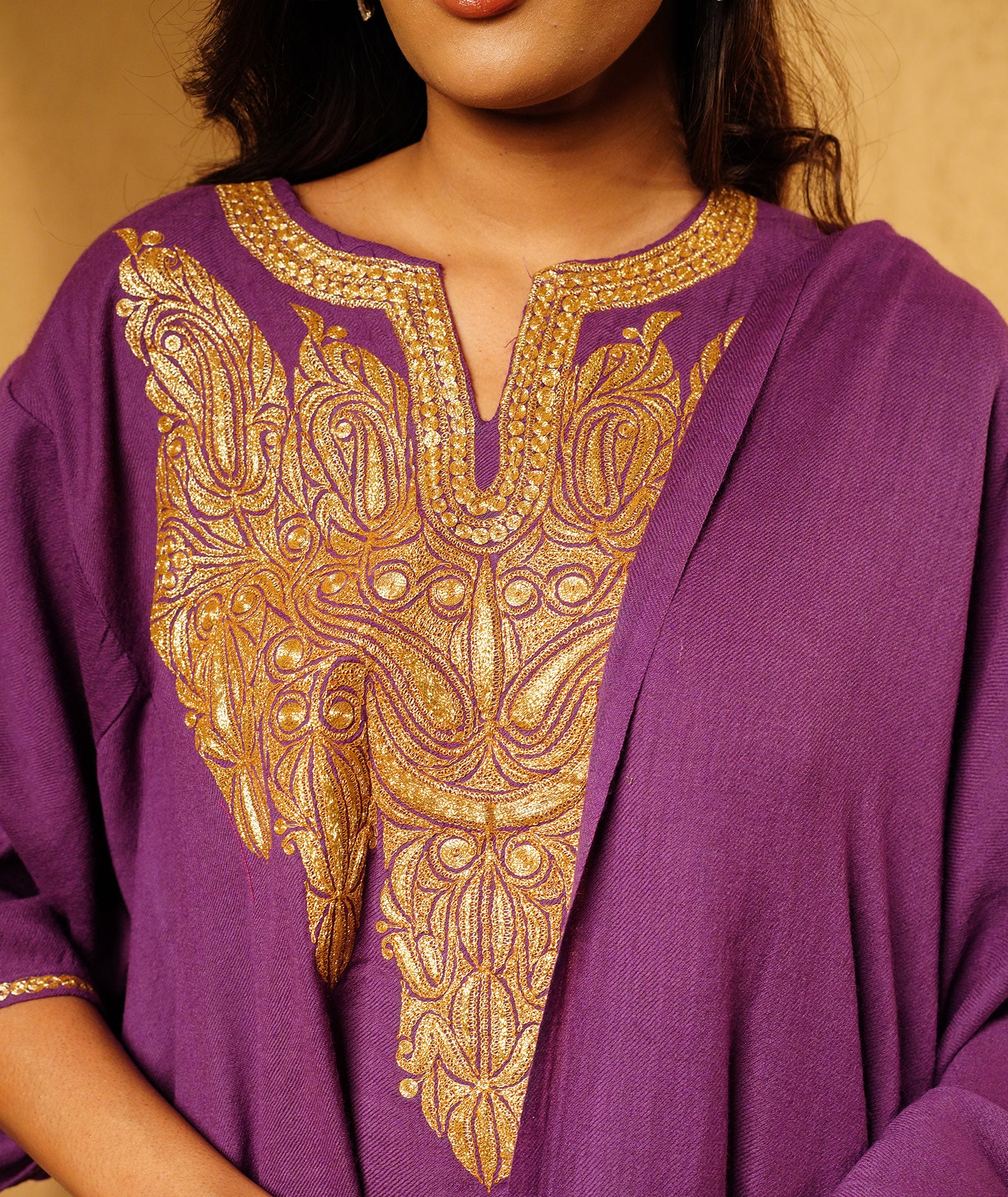 Purple Tilla Embroidered Pure Woolen Pheran Set With Shawl | Tradational Quraab Sleeve Design