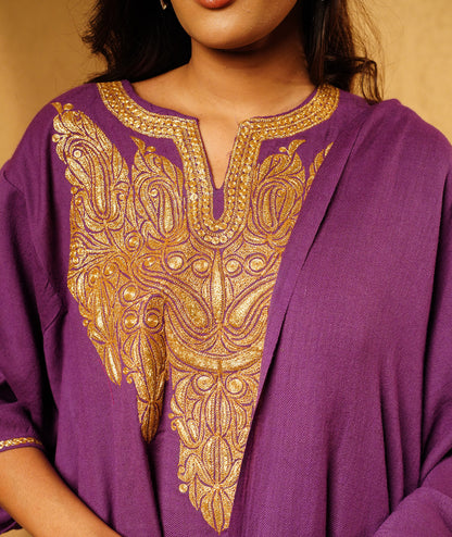 Purple Tilla Embroidered Pure Woolen Pheran Set With Shawl | Tradational Quraab Sleeve Design