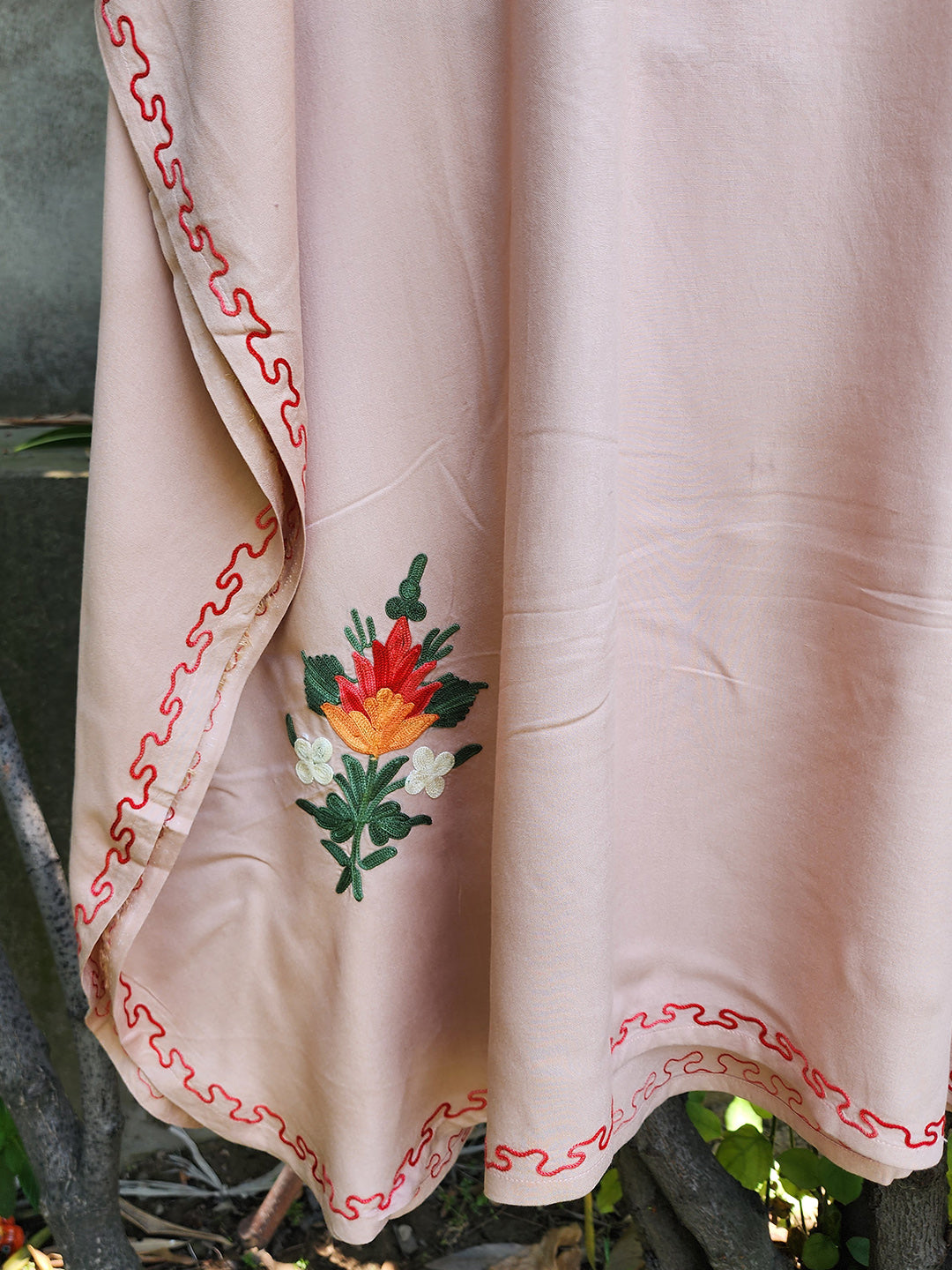 Light Rose Pink Aari Embroidered Floral Spray Rayon Cotton Kaftan with