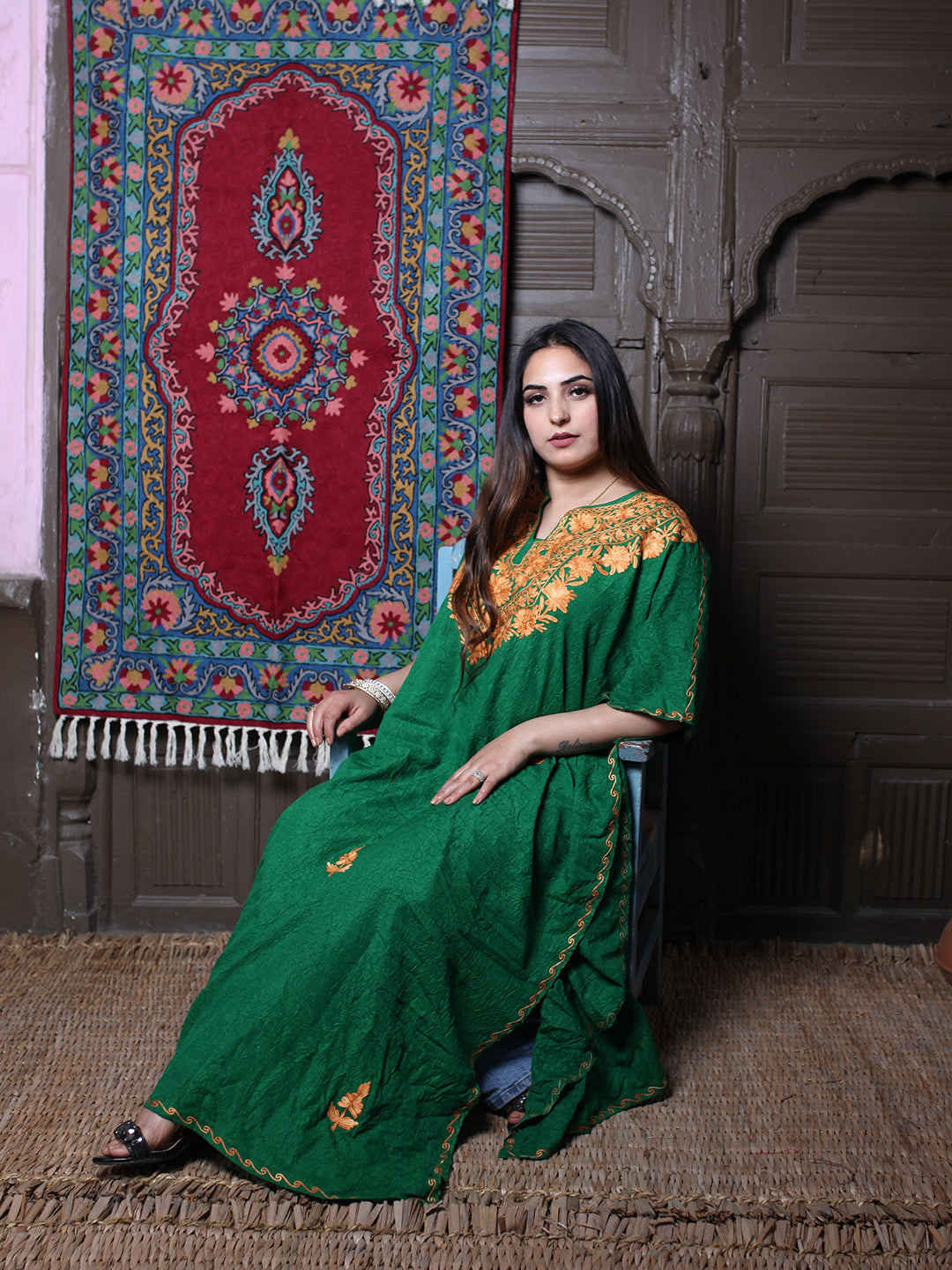 Emerald Green Crushed Cotton Kaftan with Amber Aari