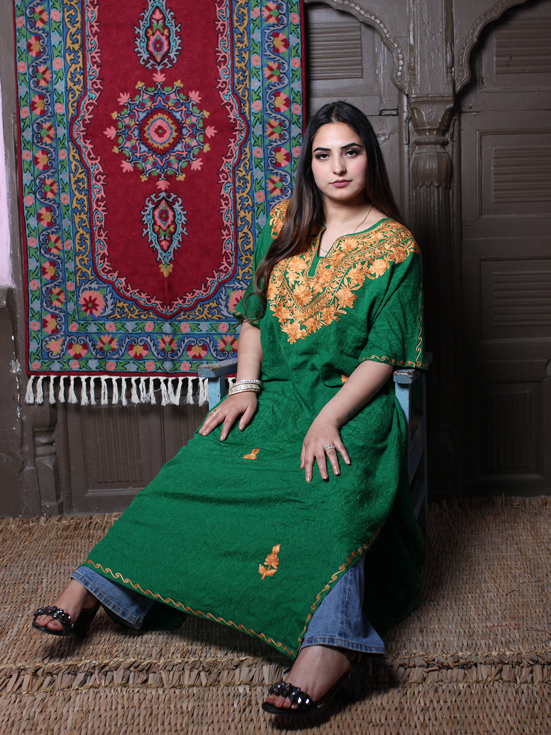 Emerald Green Crushed Cotton Kaftan with Amber Aari