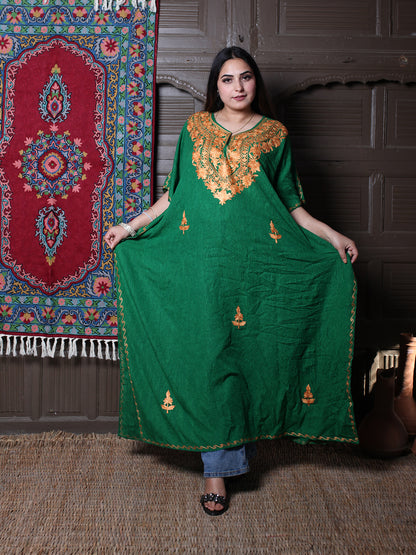 Emerald Green Crushed Cotton Kaftan with Amber Aari