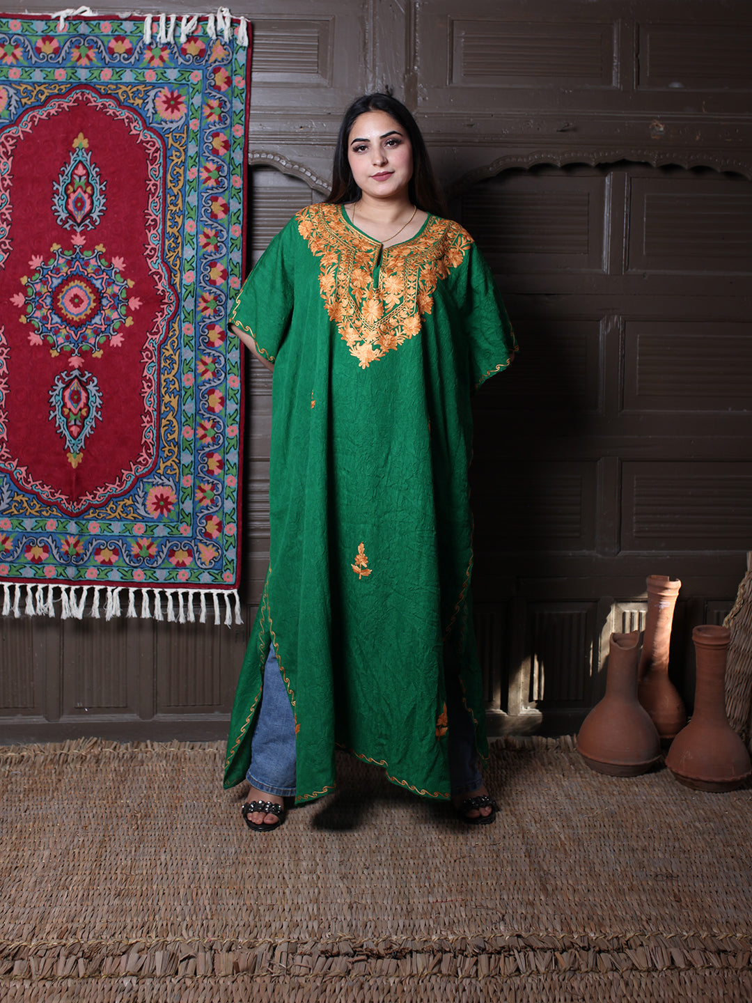 Emerald Green Crushed Cotton Kaftan with Amber Aari