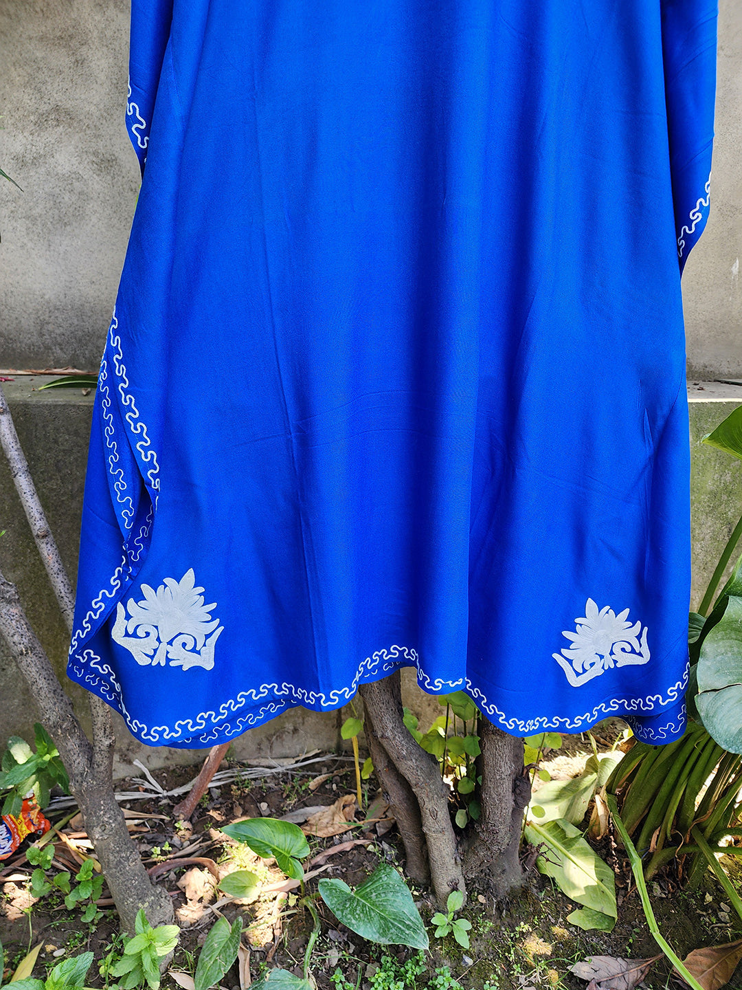 Royal Blue Kashmiri Rayon Cotton Kaftan with White Embroidery