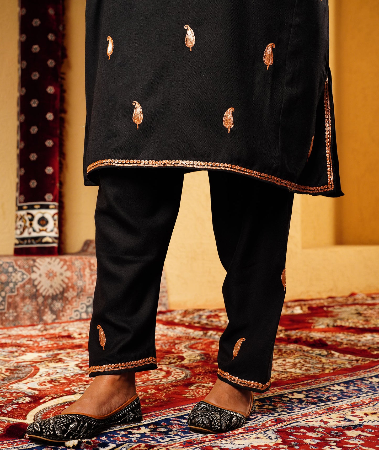 Black Tilla Embroidered Woolen Pheran Set With Shawl