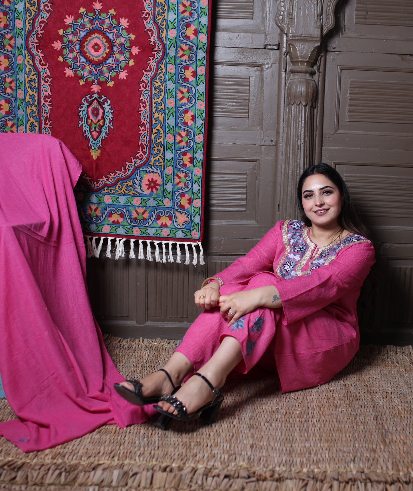 Dusty Pink Zari & Aari Embroidered Kashmiri Cotton Co ord set Suit With Dupatta