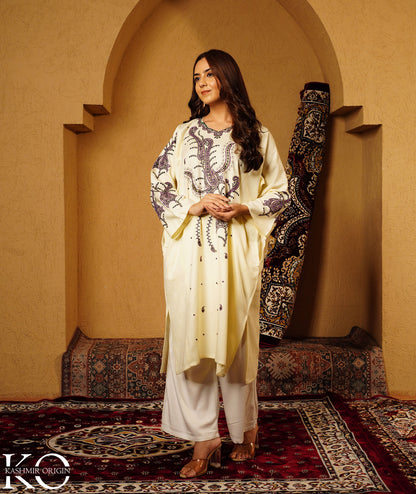 Ivory Sozni Embroidered Woolen Kashmiri Pheran