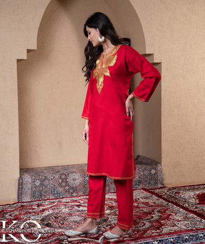 Rose Red Tilla Embroidered Leaf Design Woolen Pheran Set