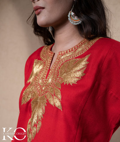 Rose Red Tilla Embroidered Leaf Design Woolen Pheran Set