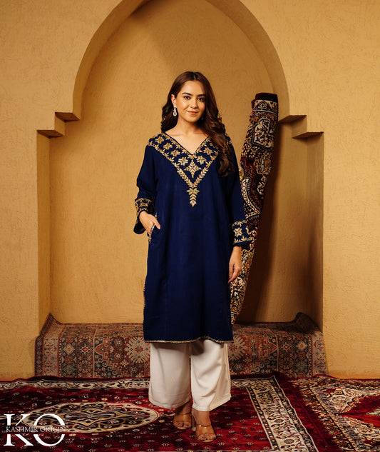Navy Blue Bote Tilla Embroidered Kashmiri Woolen Pheran