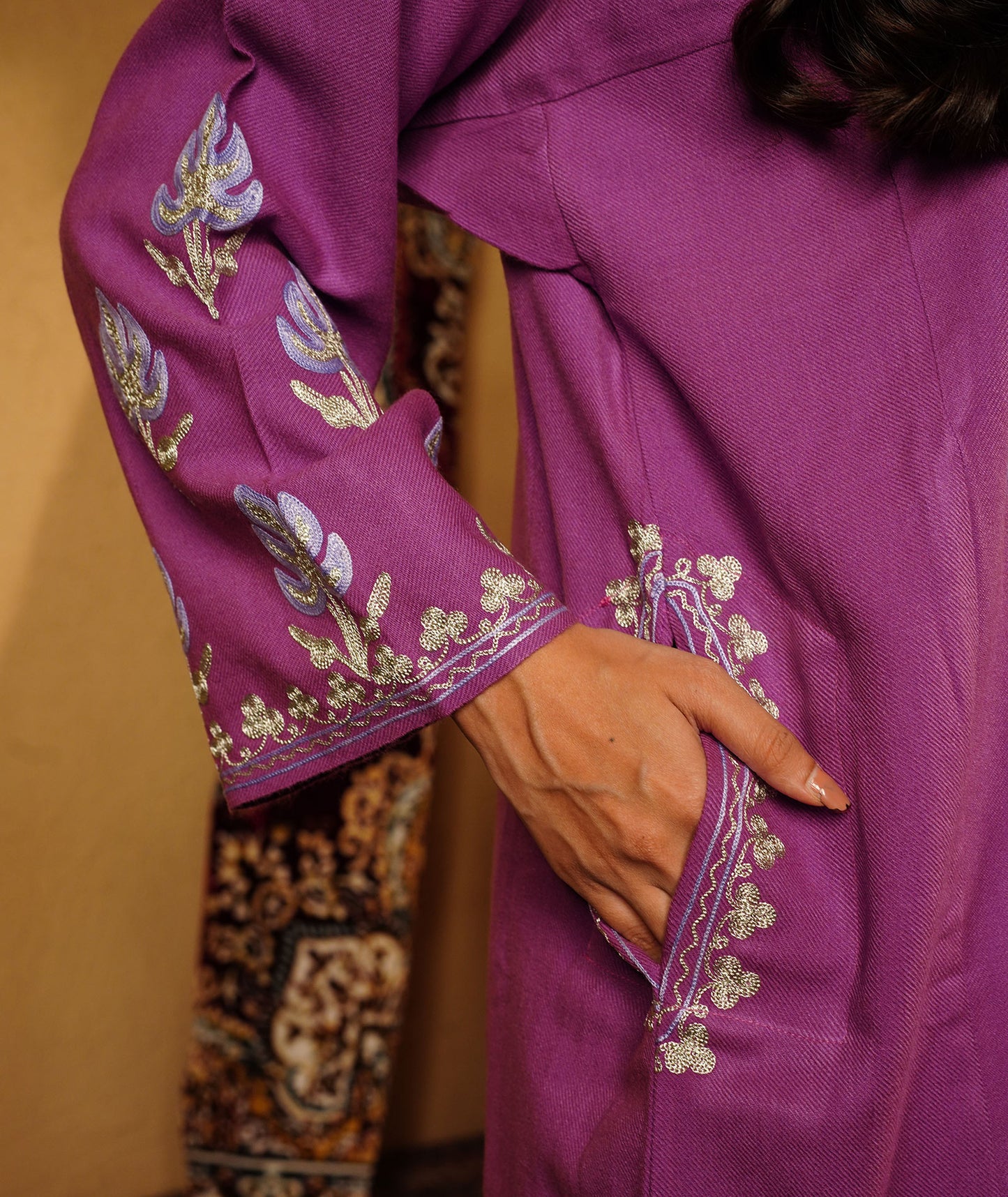 Lilac Zari And Aari Embroidered Wool Phiran