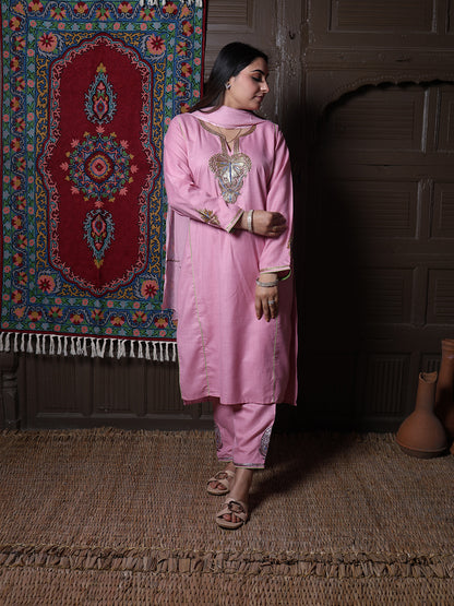 Light Pink Tilla Embroidered Kashmiri 3-Piece Suit | With Chiffon Dupatta