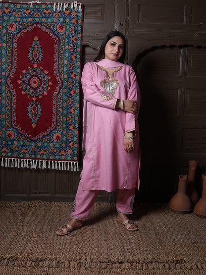 Light Pink Tilla Embroidered Kashmiri 3-Piece Suit | With Chiffon Dupatta