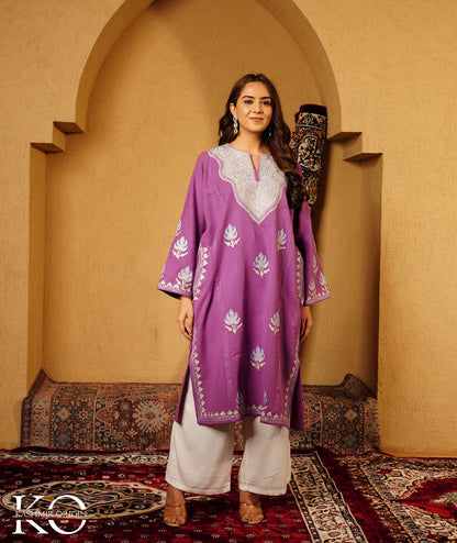 Lilac Zari And Aari Embroidered Wool Phiran