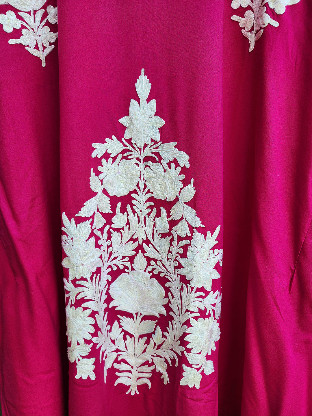 Magenta & White Floral Rayon Cotton Aari Embroidered Kaftan