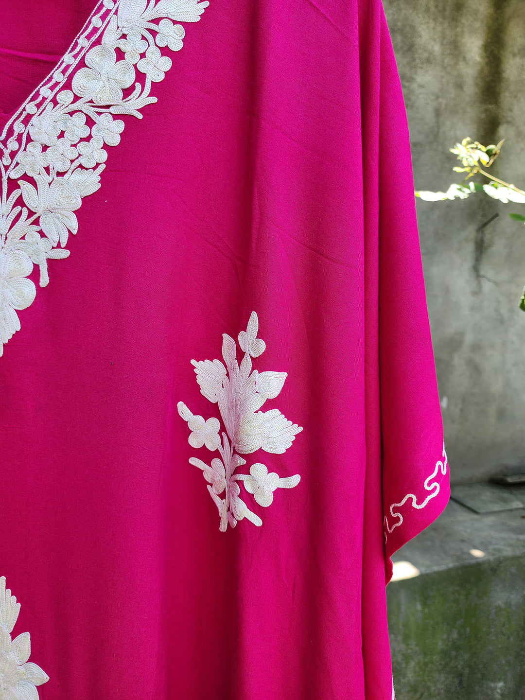Magenta & White Floral Rayon Cotton Aari Embroidered Kaftan