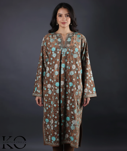 Valvet Jamawar Aari Embroidered Phiran