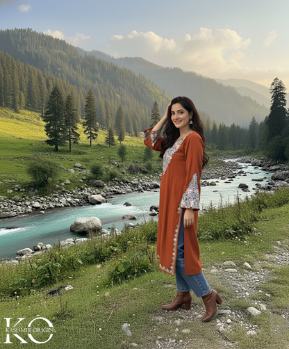 Rust Chinar Neck & Arm Design Aari Embroidered Pheran