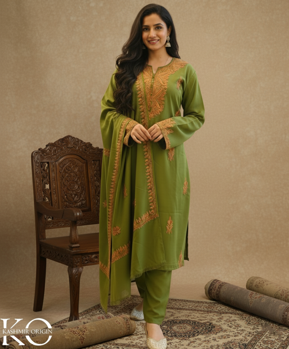 Green Aari Embroidered Woolen Co ord Set With Shawl