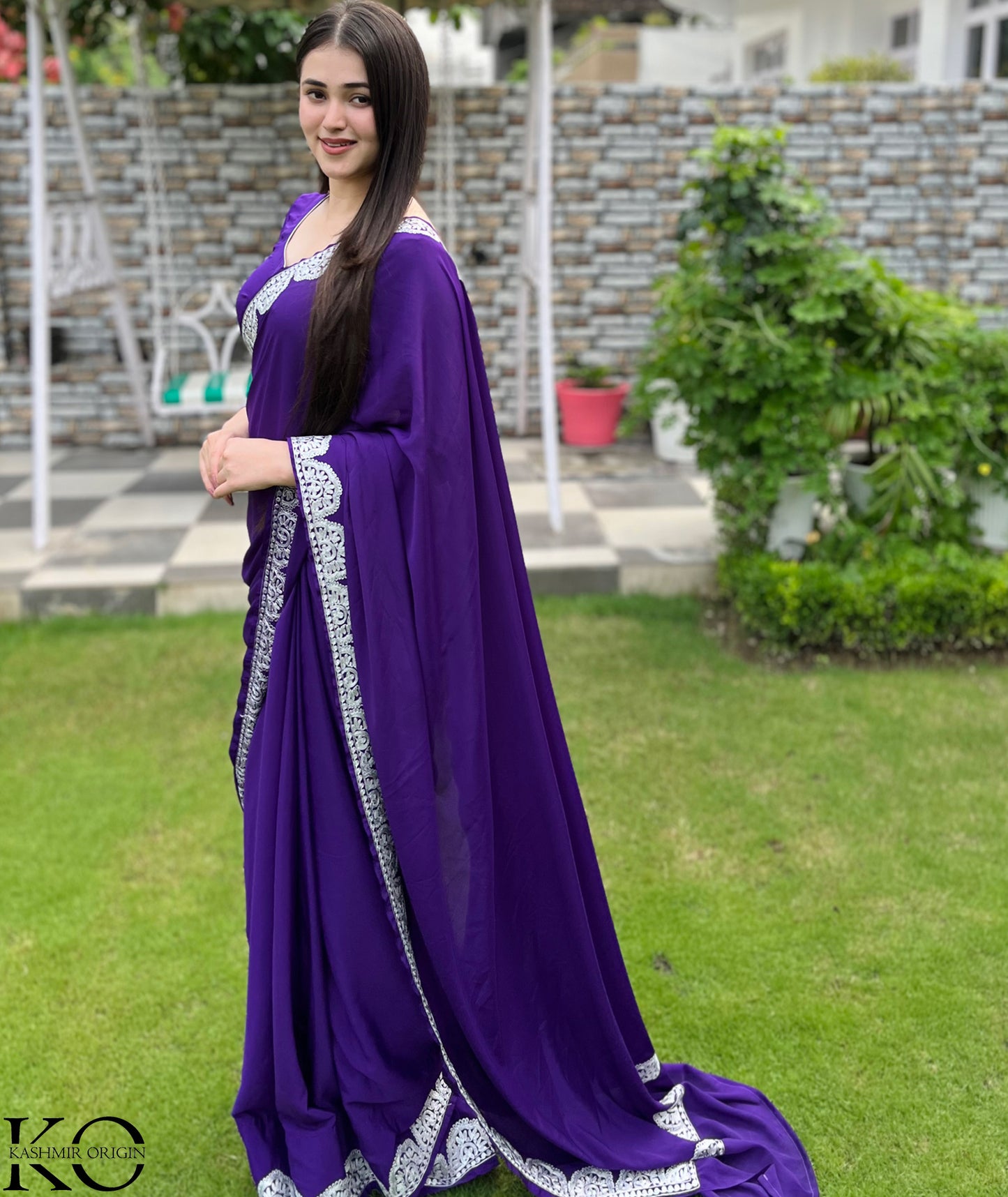 Kashmiri Purple Crepe Saree With Silver Zari Embroidery
