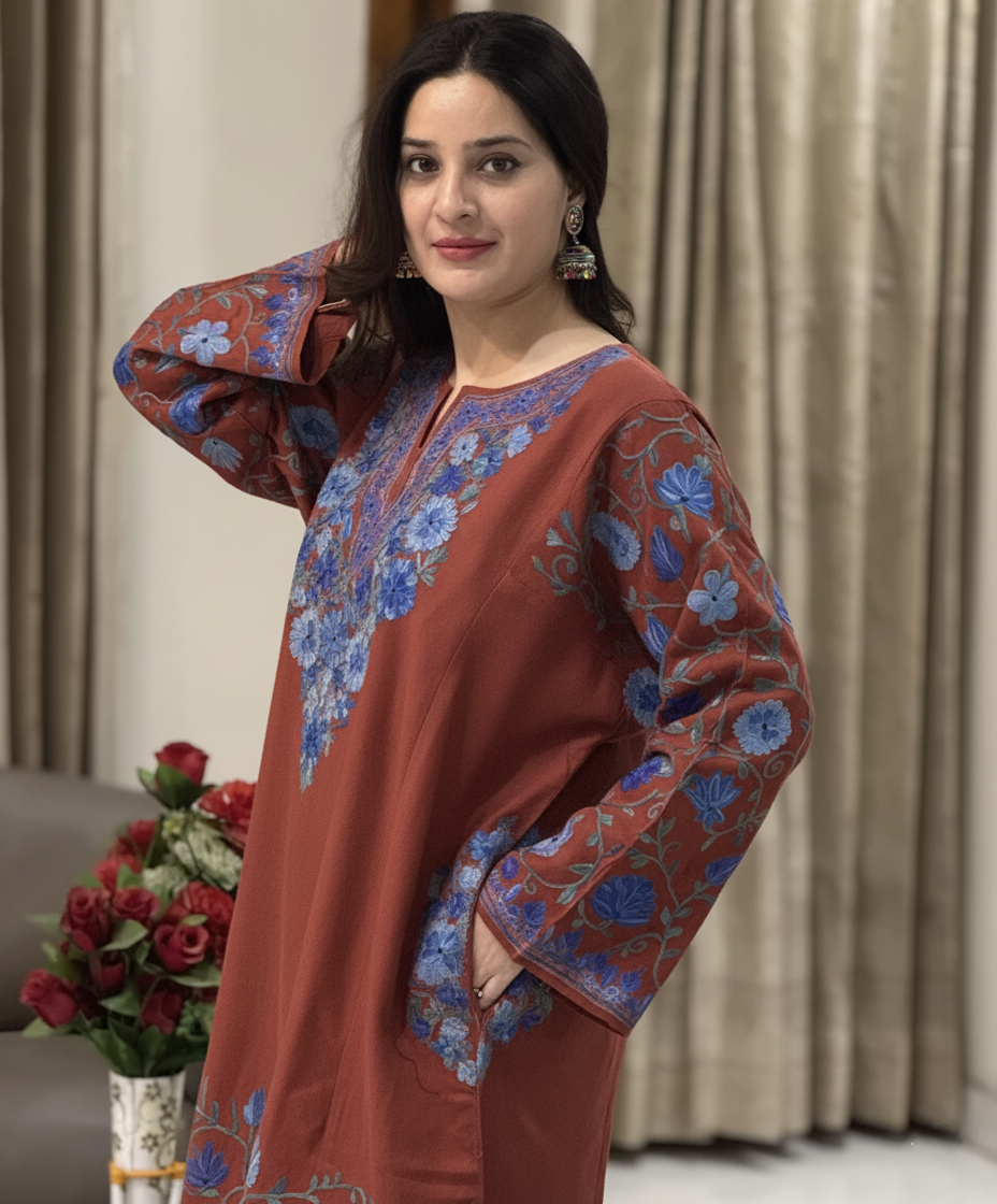 Peach Aari embroidered Bottom & Arm Design Pheran
