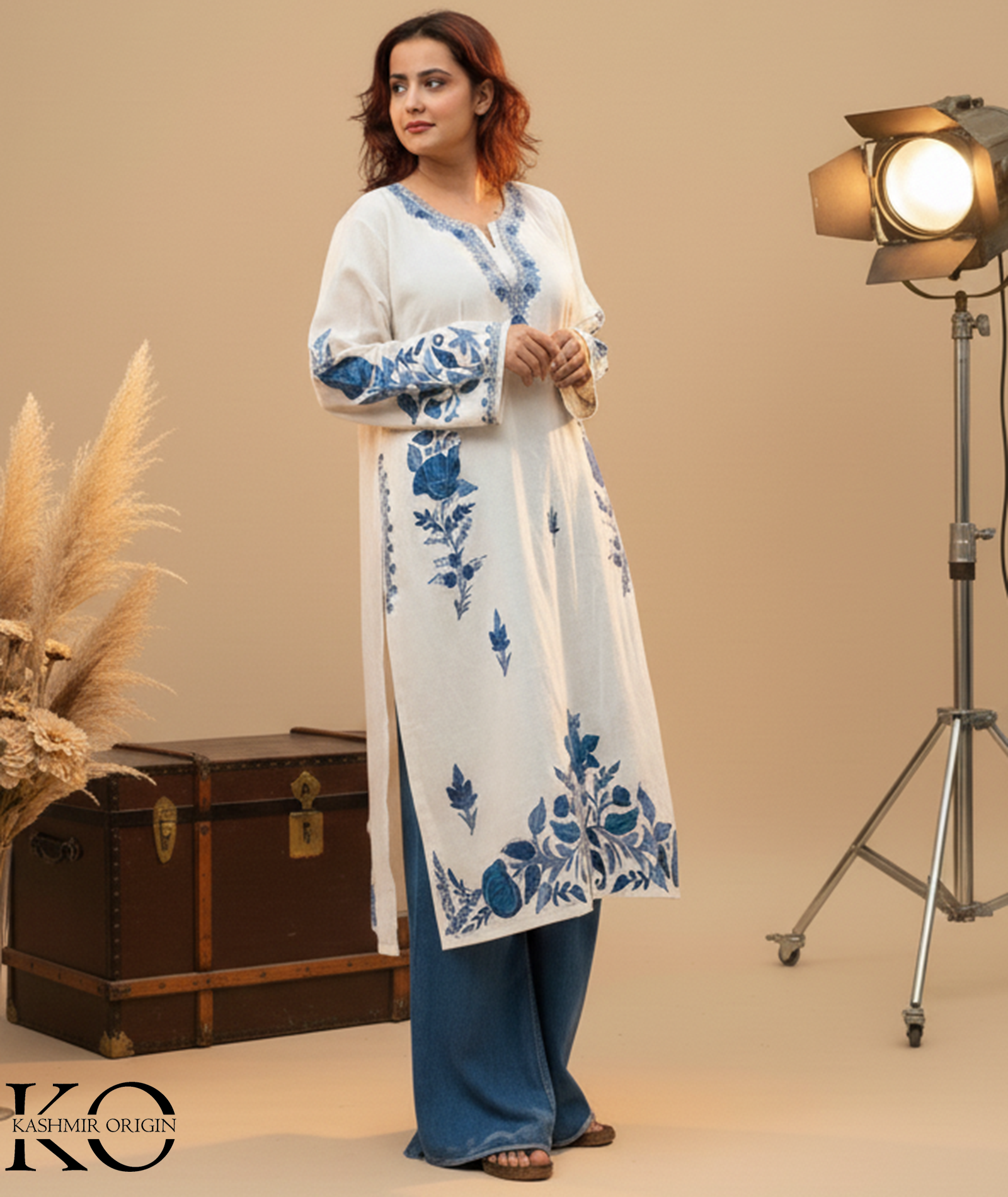 White & Blue Floral Bottom Design Aari Embroidered Pheran